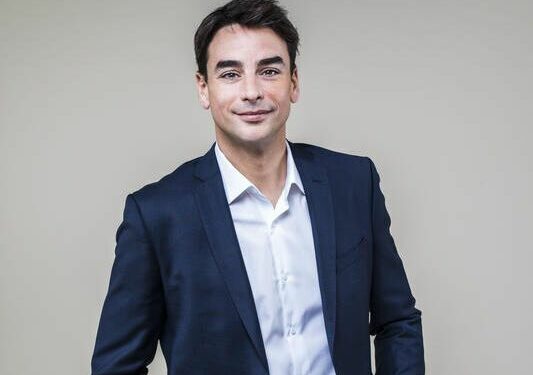 Julian Bugier : "Pas de recette miracle…", comment il évoque l’actualité avec ses deux enfants